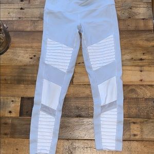 Alo Yoga Moto leggings